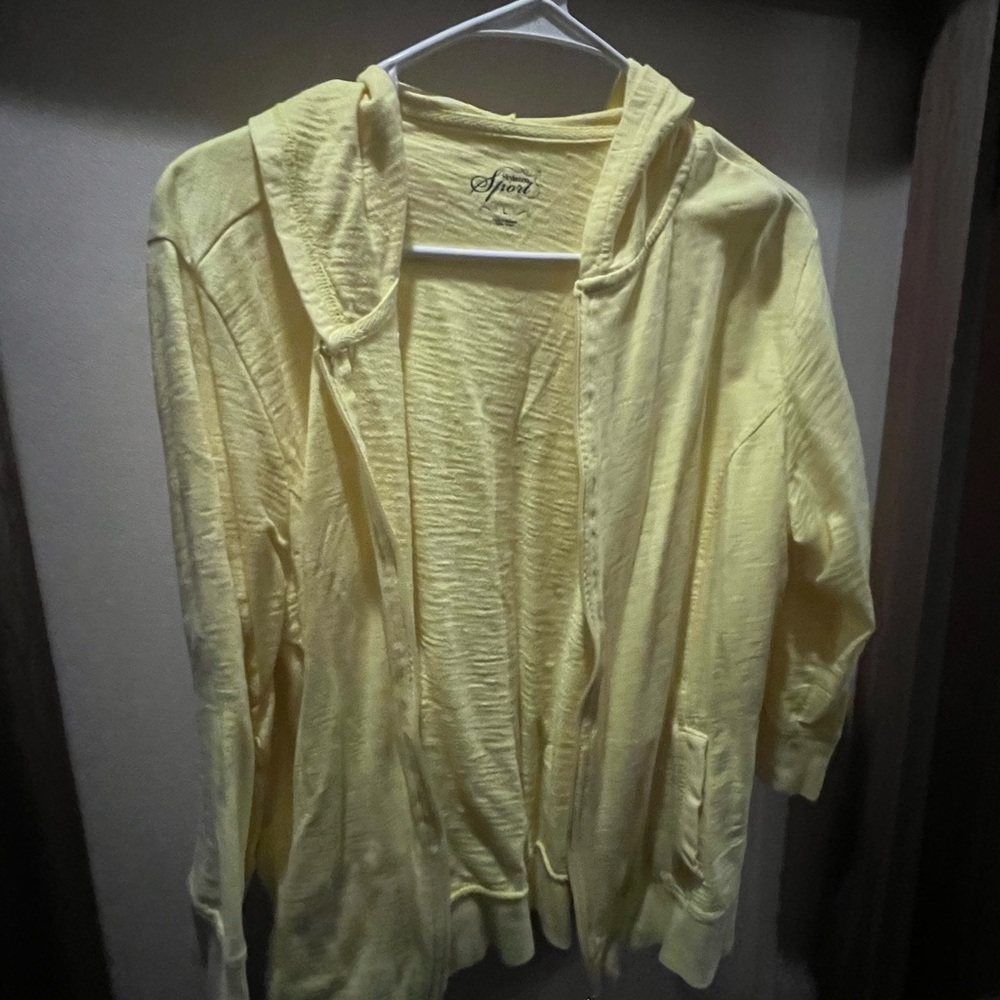 Lightweight yellow jacket